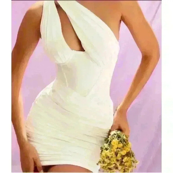 House of CB CLEMENTINE, WHITE CUT OUT MINI DRESS. Sz Large. - Picture 1 of 7